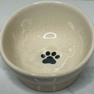 Fido’s Pet Bowls Elevated Beige Dog Cat Food/Water Bowls 1 Cup Capacity Paws New